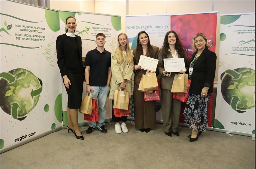 HT Eronet nagradio: "Zeleni" projekti mladih obilježili zatvaranje konferencije „Izgradimo održivu BiH“